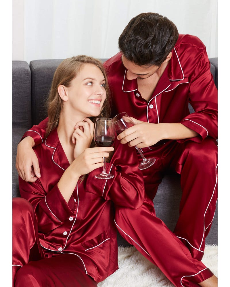 22 Momme Chic Siden Pyjamas För Par